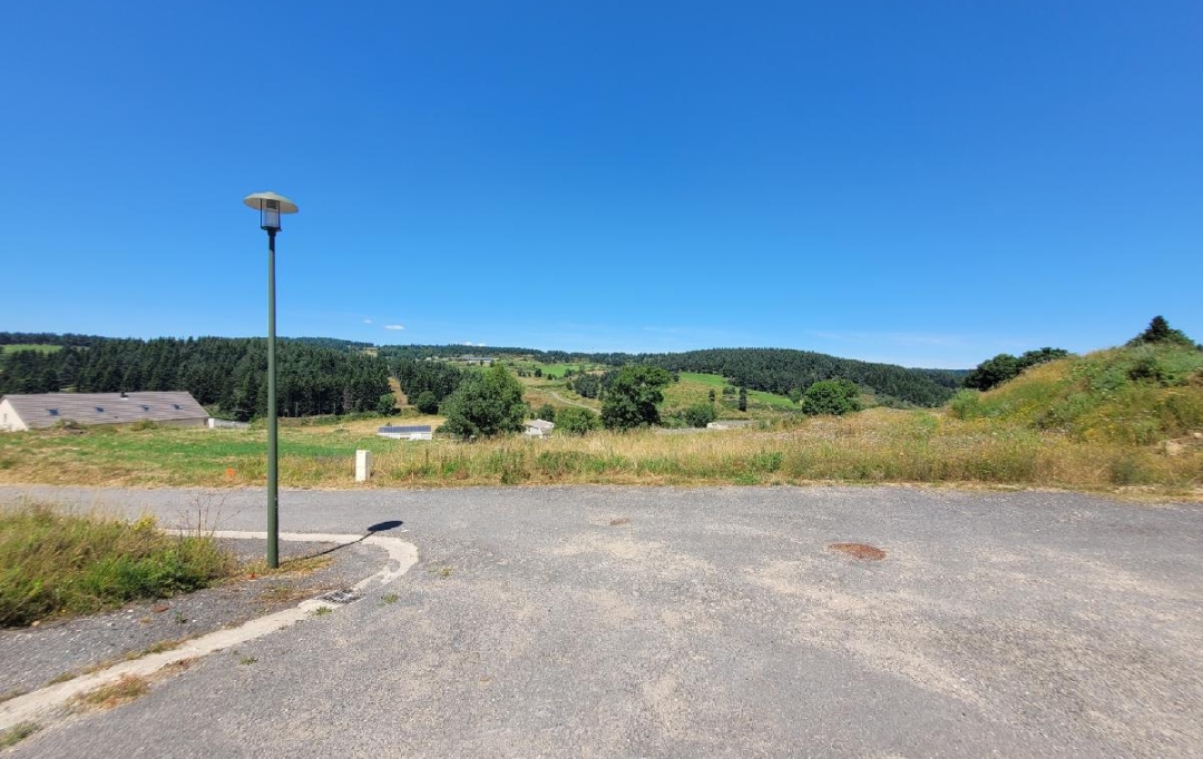 AGENCE IMMOBILIERE LANGONAISE : Terrain | CHAUDEYRAC (48170) | 612 m2 | 18 000 € 