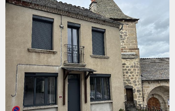 Maison   GRANDRIEU  113 m2 159 000 € 